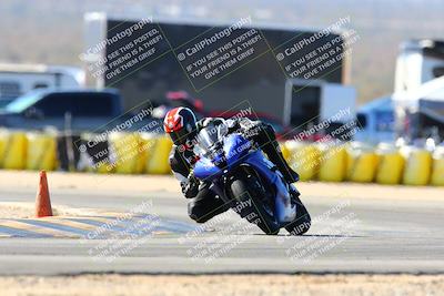 media/Feb-12-2022-SoCal Trackdays (Sat) [[3b21b94a56]]/Turn 2 (1045am)/